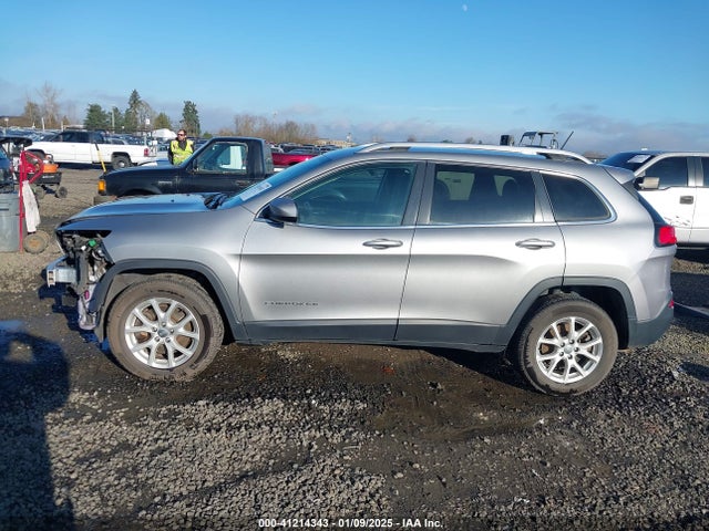 Jeep Cherokee Latitude 2016 1C4PJMCB3GW215394 Image 15
