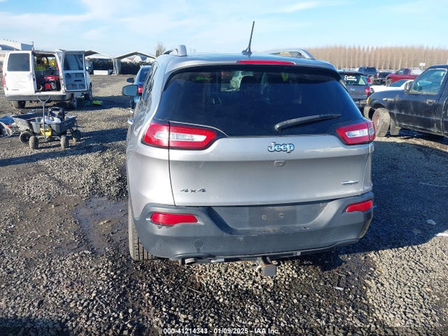 Jeep Cherokee Latitude 2016 1C4PJMCB3GW215394 Image 17