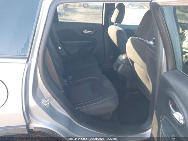 Jeep Cherokee Latitude 2016 1C4PJMCB3GW215394 Image 8