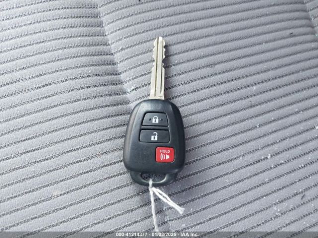 JTMRFREVXFJ048624 Toyota Rav4 Xle
