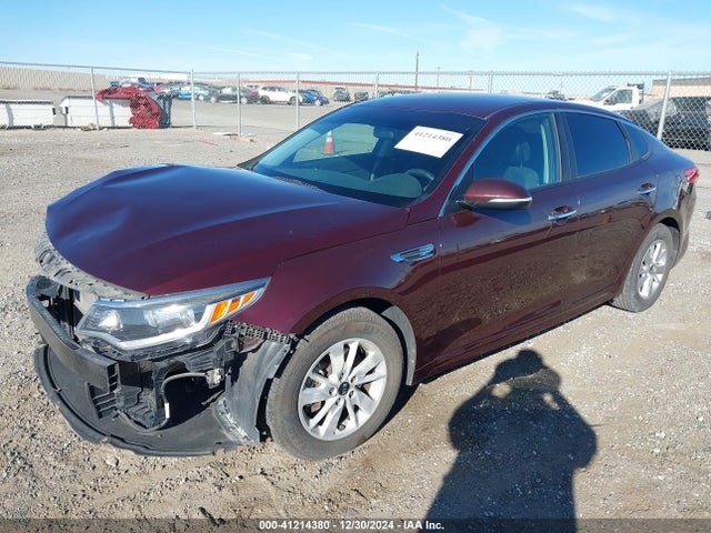 KIA Optima Lx 2017 5XXGT4L33HG150665 Image 2