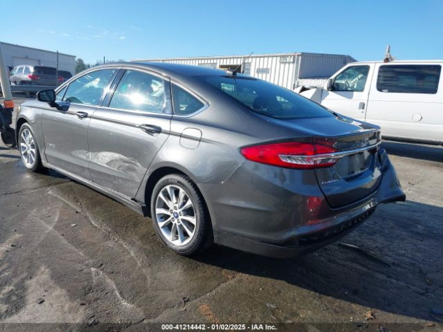 3FA6P0LU8HR128623 Ford Fusion Hybrid Se