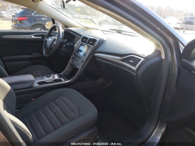 3FA6P0LU8HR128623 Ford Fusion Hybrid Se
