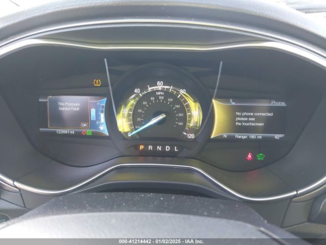 3FA6P0LU8HR128623 Ford Fusion Hybrid Se