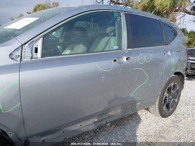 Honda Cr-v Touring 2018 7FARW1H97JE055342 Image 18