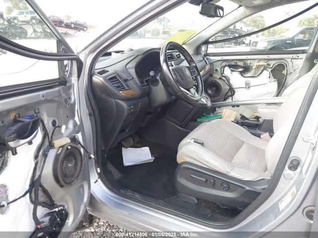 Honda Cr-v Touring 2018 7FARW1H97JE055342 Image 5