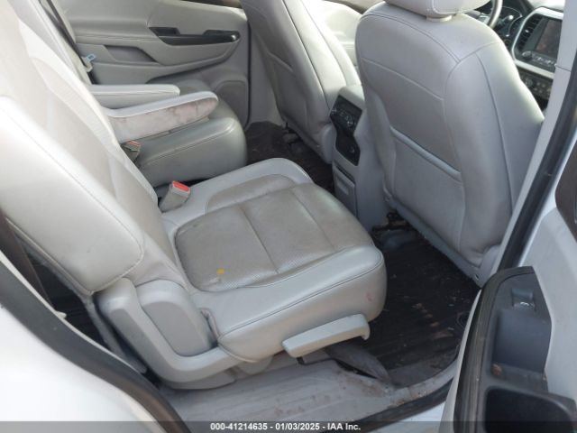 1GKKNMLS9HZ315129 GMC Acadia Slt-1