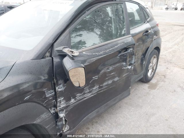 KM8K12AA5JU090518 Hyundai Kona Se