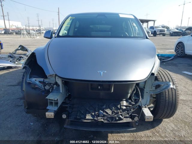 7SAYGDED5RF193622 Tesla Model Y Long Range Dual Motor All-wheel Drive/rwd