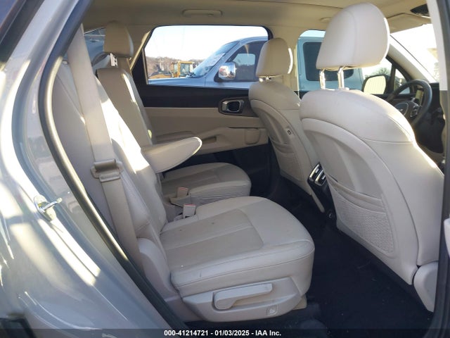 KIA SORENTO EX 2022 5XYRHDLF8NG106592 Image 8
