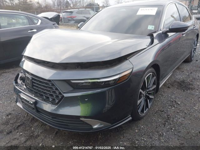 1HGCY2F8XPA048979 Honda Accord Hybrid Touring