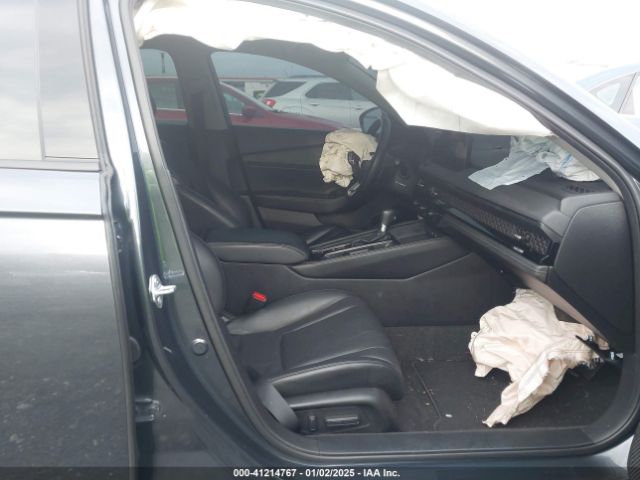 1HGCY2F8XPA048979 Honda Accord Hybrid Touring