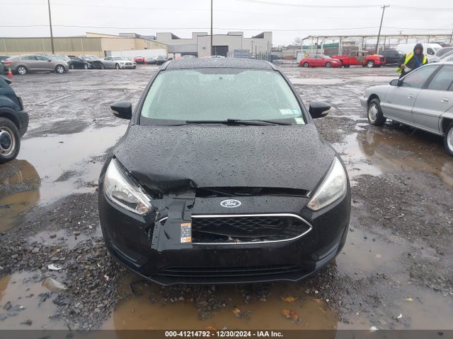 Ford FOCUS SE 2017 1FADP3K24HL323593 Image 12