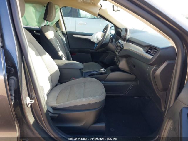 1FMCU9G62LUC21835 Ford ESCAPE SE
