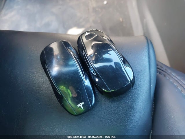 2020 TESLA MODEL S 5YJSA1E24LF413888 Photo 10