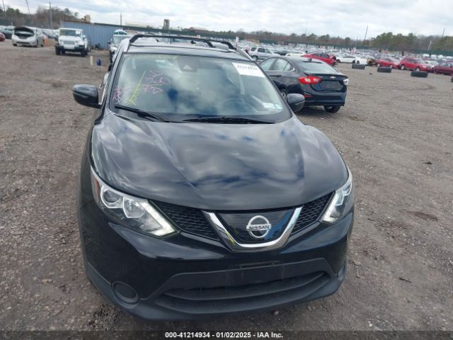 JN1BJ1CR4KW318664 Nissan Rogue Sport Sv