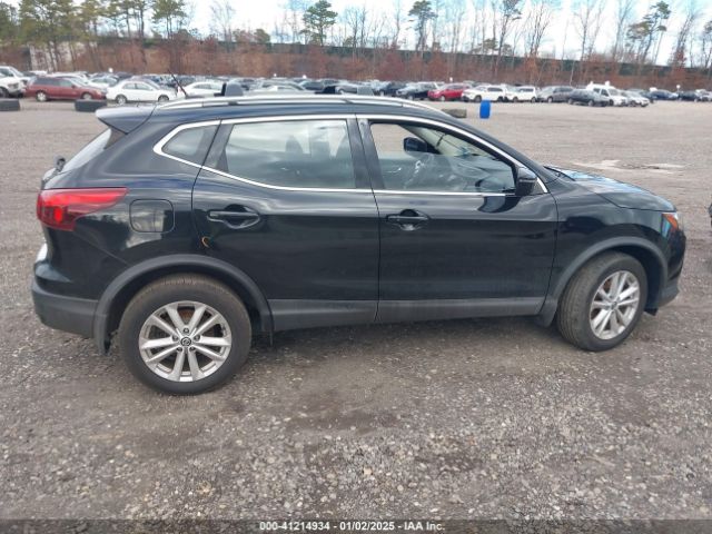 JN1BJ1CR4KW318664 Nissan Rogue Sport Sv