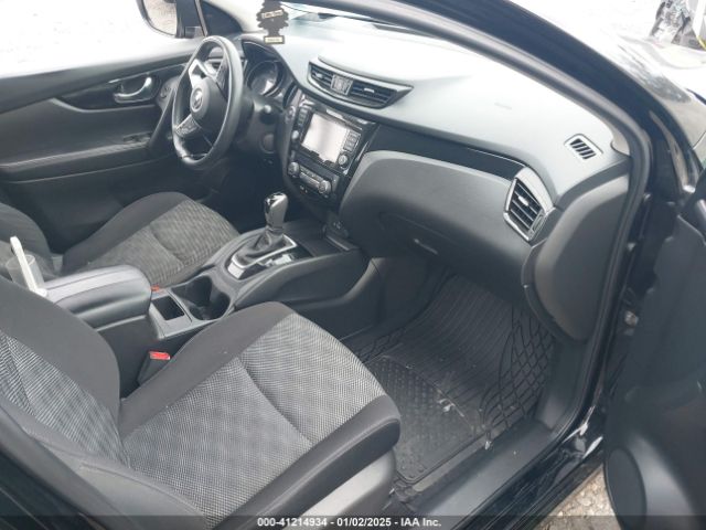 JN1BJ1CR4KW318664 Nissan Rogue Sport Sv