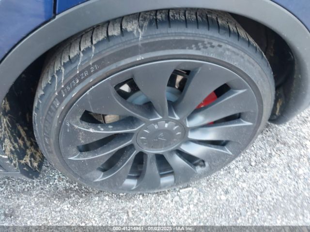 7SAYGDEF3PF643900 Tesla Model Y