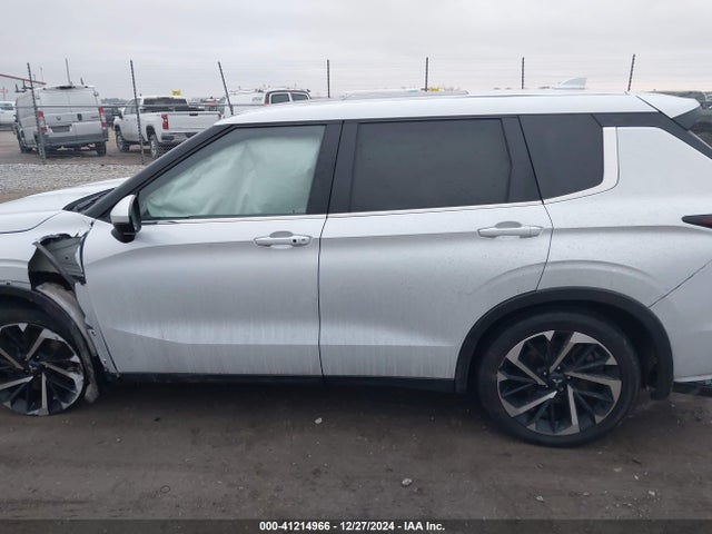 Mitsubishi Outlander Se/black Edition 2022 JA4J4UA8XNZ034643 Image 14