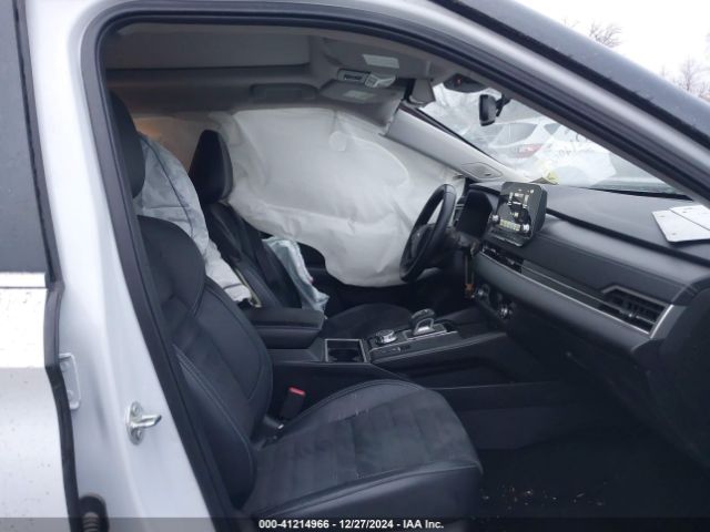 2022 MITSUBISHI OUTLANDER JA4J4UA8XNZ034643 Photo 4