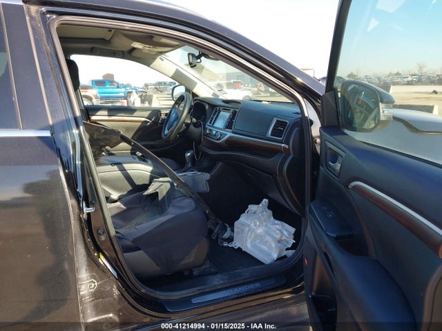 5TDYKRFH8GS178700 Toyota 2gr-fe