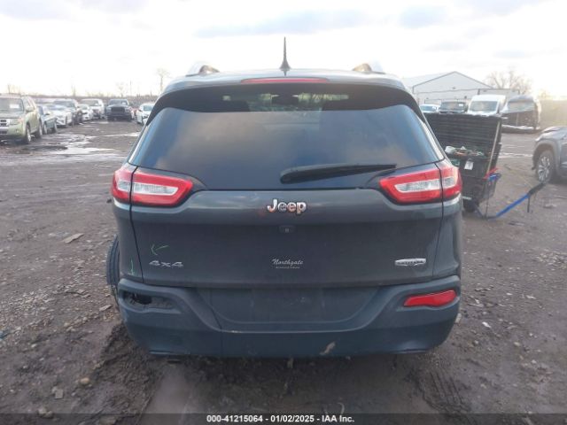 1C4PJMCB4GW141886 Jeep Cherokee Latitude