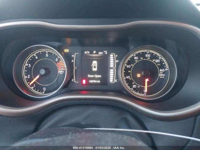 1C4PJMCB4GW141886 Jeep Cherokee Latitude