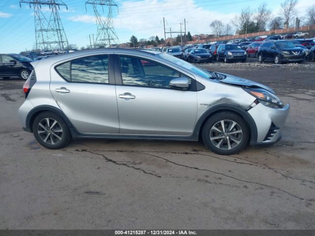 JTDKDTB32J1602478 Toyota Prius C Two