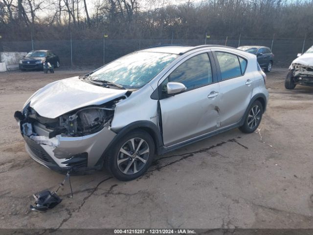 JTDKDTB32J1602478 Toyota Prius C Two