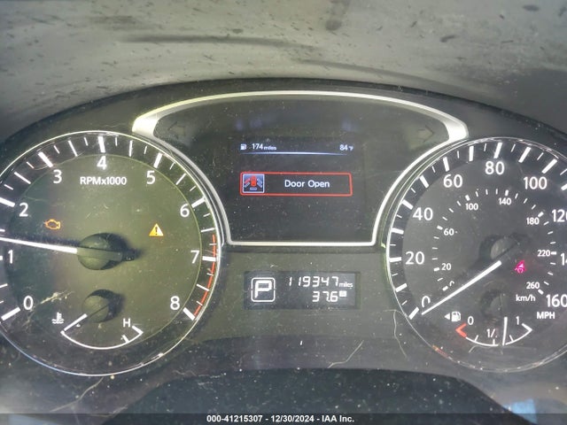 5N1AR2MN1EC723563 Nissan Pathfinder Sv