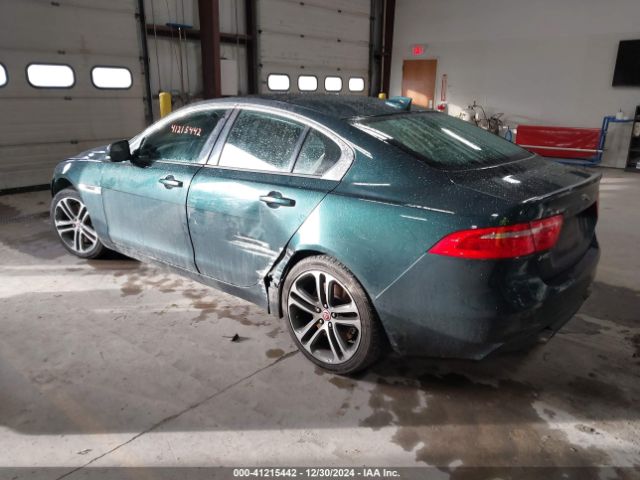 2017 JAGUAR XE SAJAJ4BV8HA965939 Photo 2