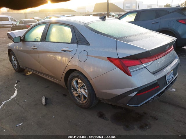 Hyundai ELANTRA SE 2024 KMHLL4DG0RU660382 Image 3