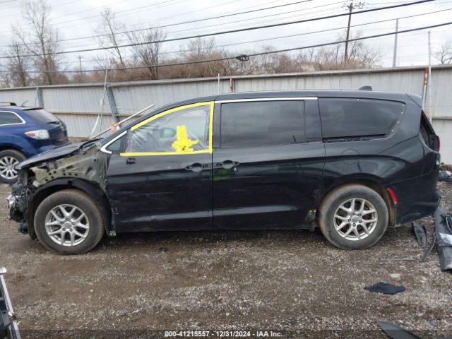 2C4RC1DG2HR642829 Chrysler Pacifica Touring