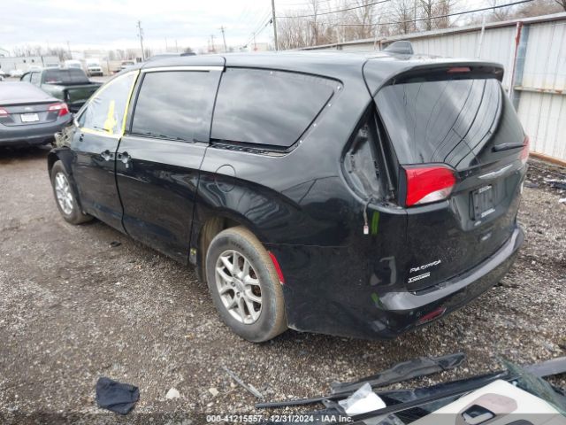 2C4RC1DG2HR642829 Chrysler Pacifica Touring
