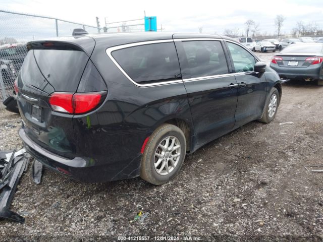 2C4RC1DG2HR642829 Chrysler Pacifica Touring