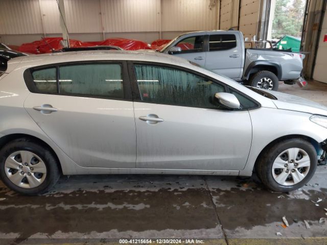 KNAFK5A85H5697845 KIA FORTE LX