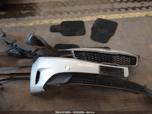 KNAFK5A85H5697845 KIA FORTE LX