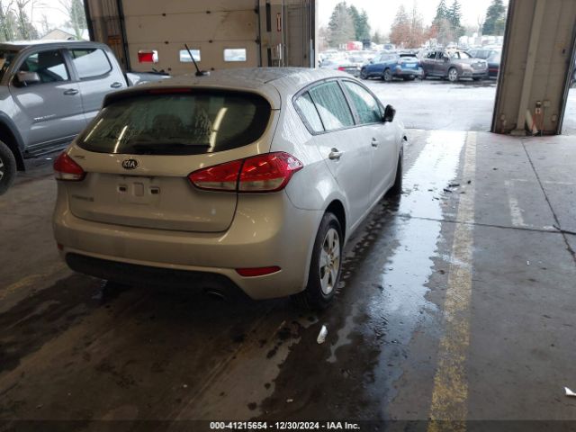 KNAFK5A85H5697845 KIA FORTE LX