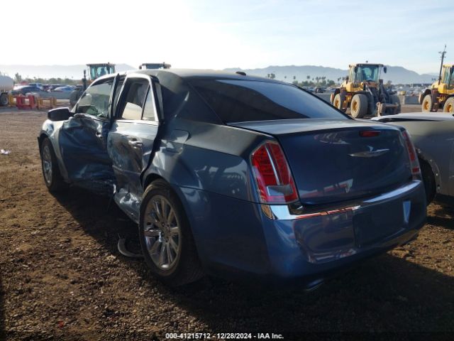 2011 CHRYSLER 300C 2C3CA6CT2BH580695 Photo 2