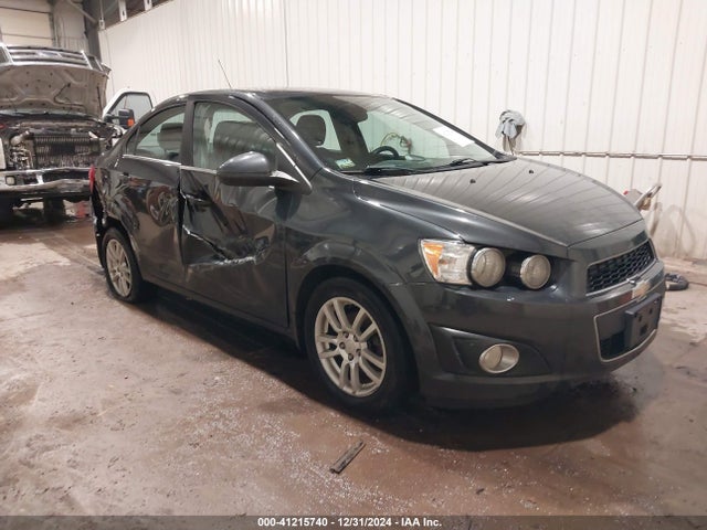 Chevrolet Sonic Lt Auto 2015 1G1JC5SH0F4172390 Image 1