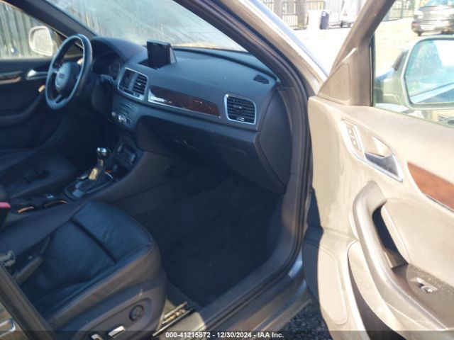 WA1EFCFS4GR015986 Audi Q3 2.0t Premium Plus