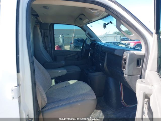1GTW7AFFXH1907741 GMC Savana 2500 Work Van
