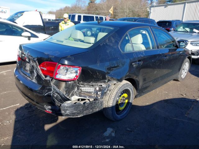 3VWB17AJ3EM385822 Volkswagen JETTA SE