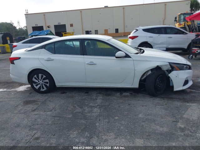 Auction sale of the 2022 Nissan Altima 2.5 S, vin: 1N4BL4BV9NN389513, lot number: 41216002