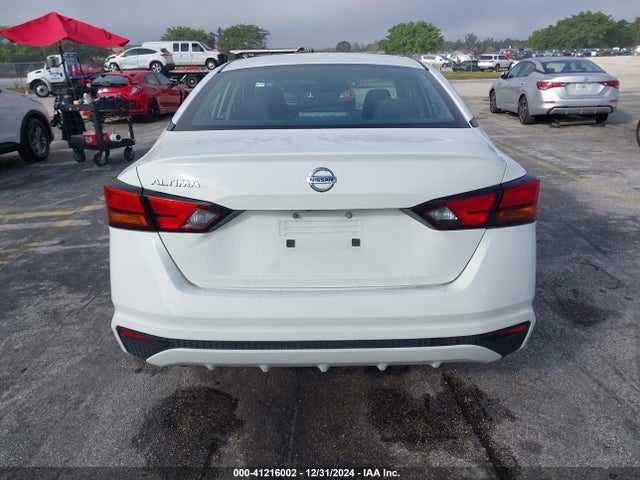 Auction sale of the 2022 Nissan Altima 2.5 S, vin: 1N4BL4BV9NN389513, lot number: 41216002