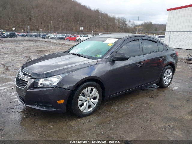 Chevrolet Cruze Ls Auto 2014 1G1PA5SH6E7186730 Image 2