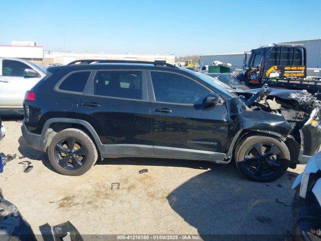 1C4PJLLBXKD339287 Jeep Cherokee Altitude Fwd