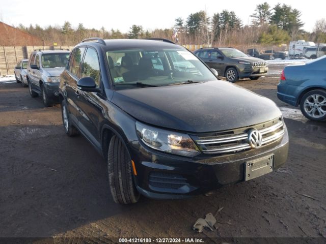 WVGBV7AX4HK053973 Volkswagen Tiguan S/limited