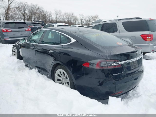 2016 TESLA MODEL S 5YJSA1E28GF168048 Photo 2
